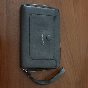 Marc Jacobs Black Leather Zip Wallet